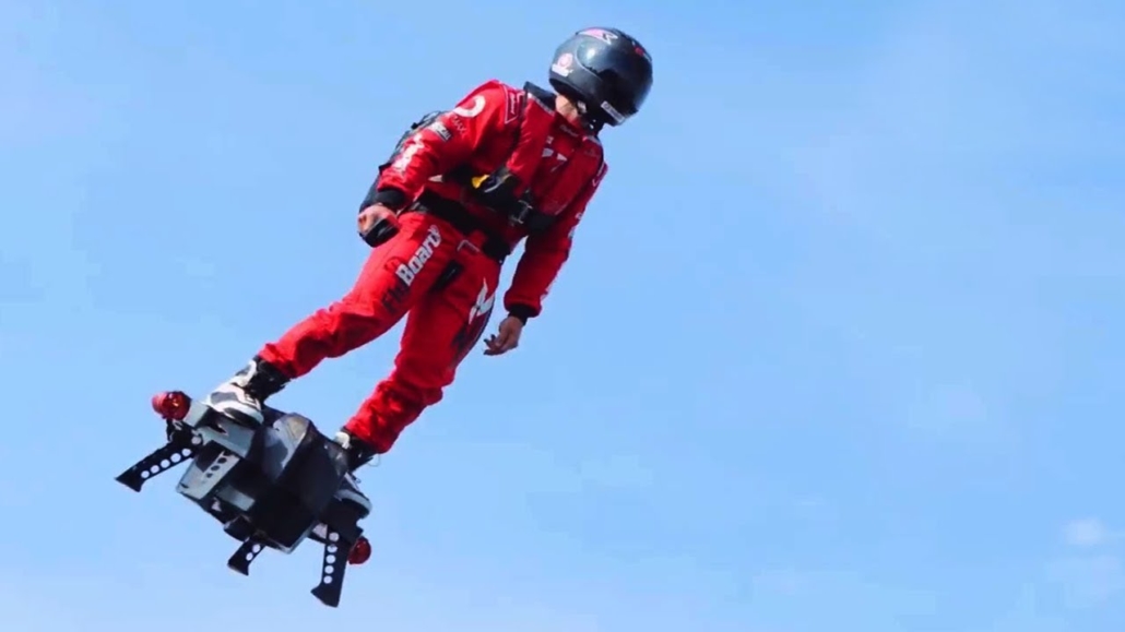 Franky Zapata L Homme Volant Le Kiosque